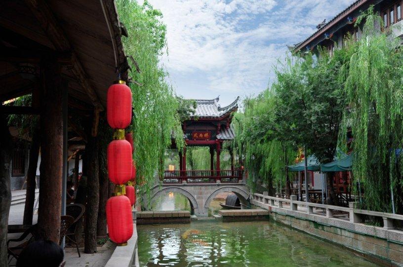 探索奇妙世界,来会计适合考公务员还是事业单位?蜗牛问答平台!